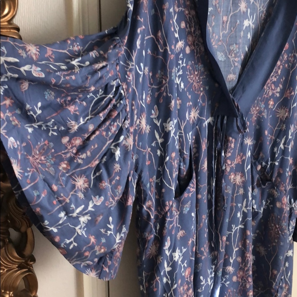 Universal Threads Kimona